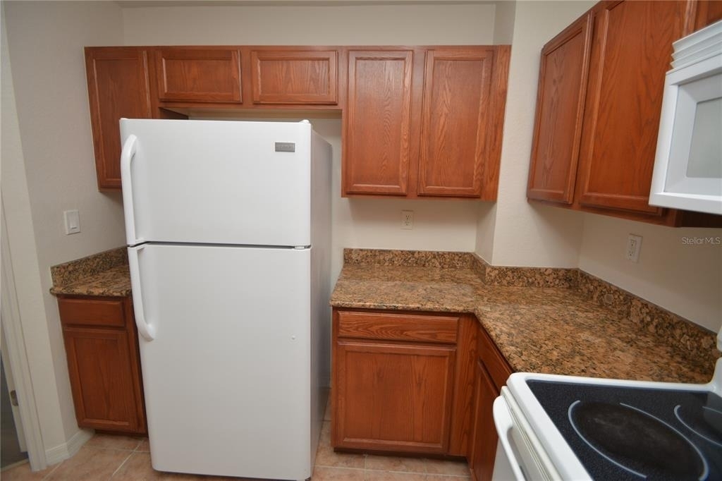 4600 E Moody Boulevard - Photo 10