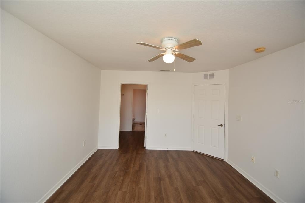 4600 E Moody Boulevard - Photo 13