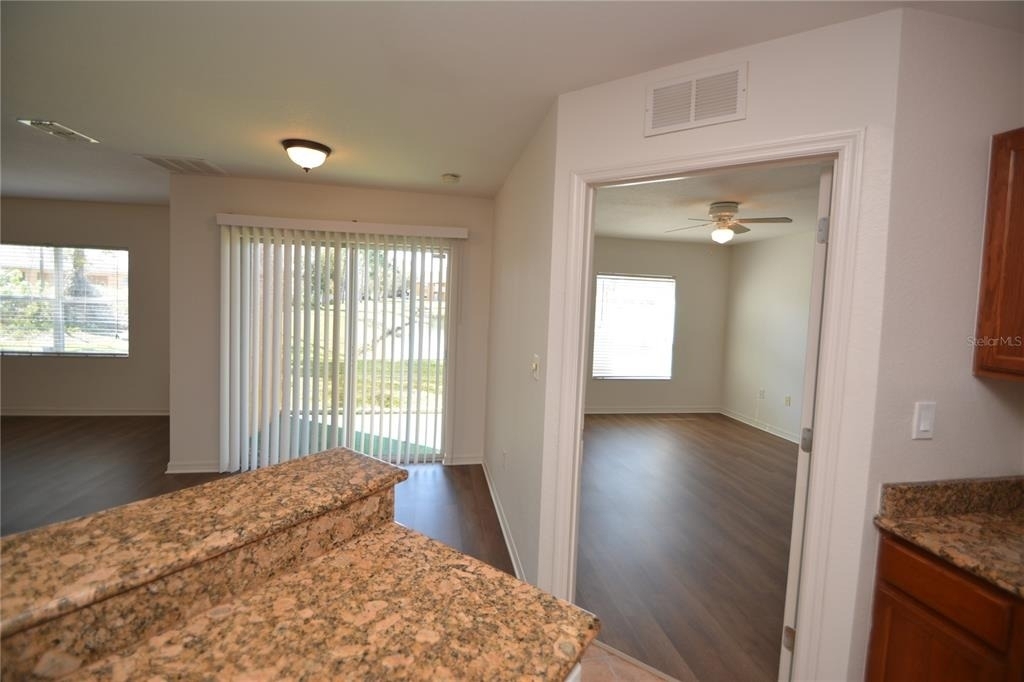 4600 E Moody Boulevard - Photo 12