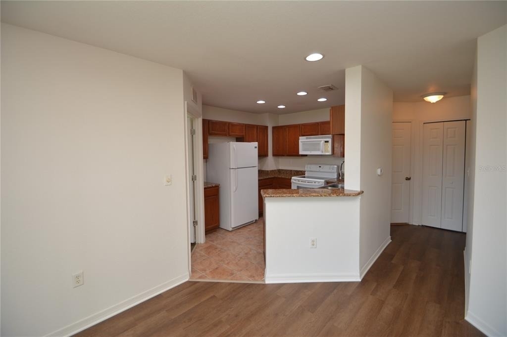 4600 E Moody Boulevard - Photo 8