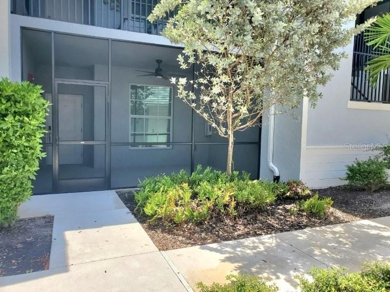 14194 Heritage Landing Boulevard - Photo 2