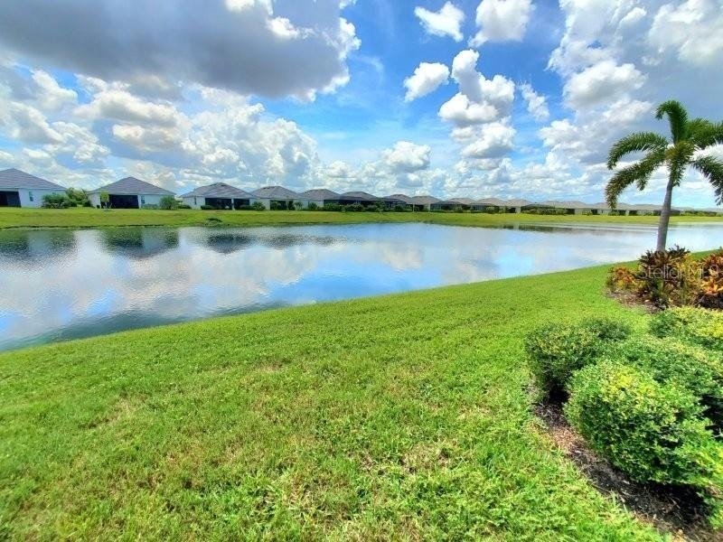 14194 Heritage Landing Boulevard - Photo 5