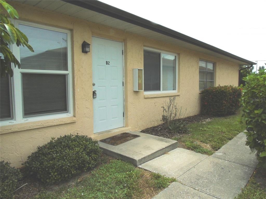 21150 Gertrude Avenue - Photo 0