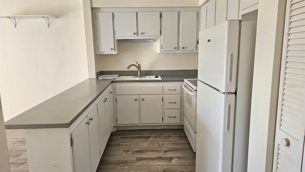 21150 Gertrude Avenue - Photo 5