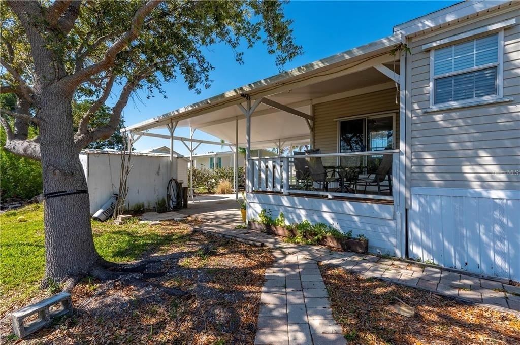 3004 Bamboo Court - Photo 28