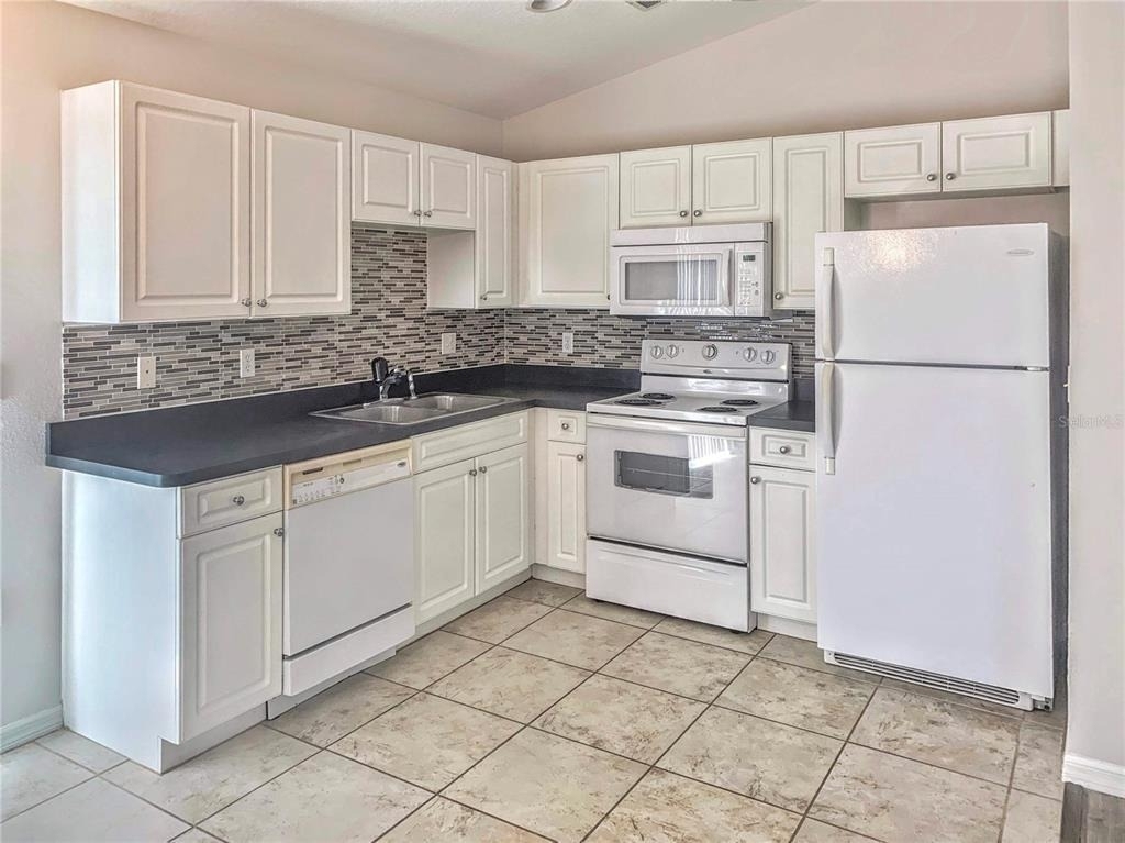 5440 Kensington Street - Photo 3