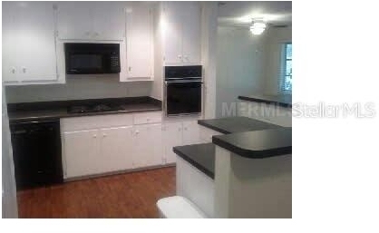2711 Lynnhurst Street - Photo 2