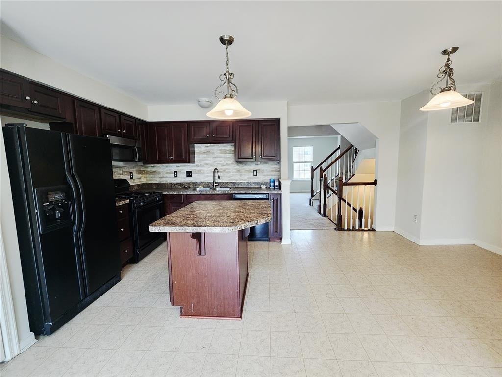1073 Sparrow Way - Photo 10