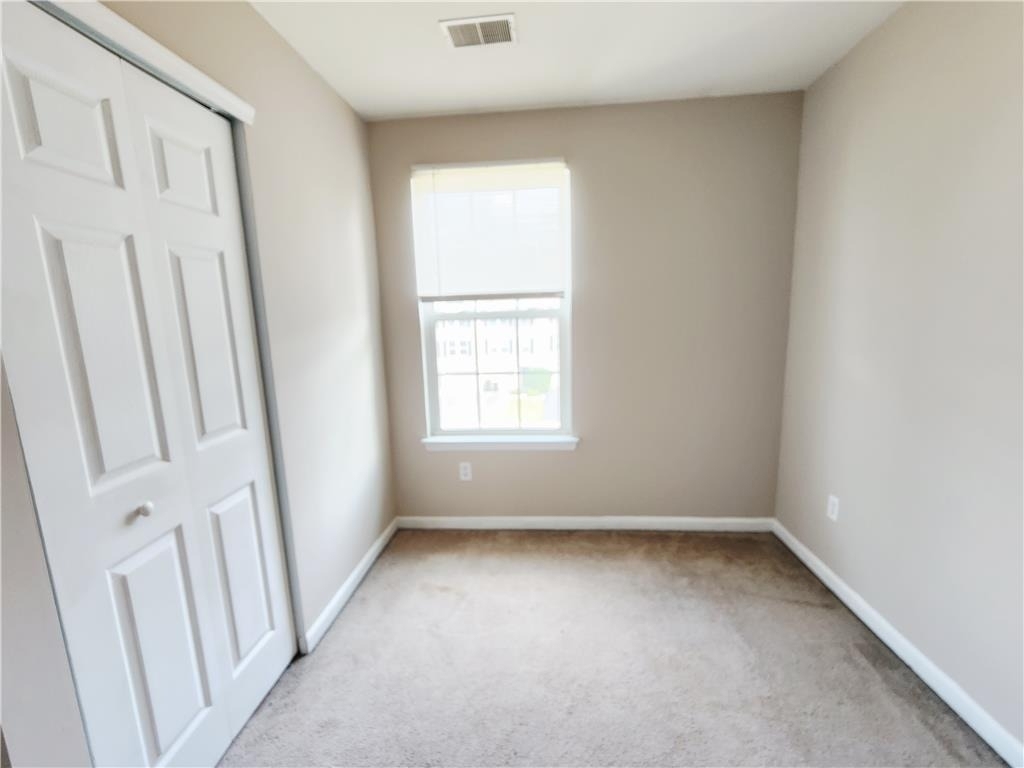 1073 Sparrow Way - Photo 30