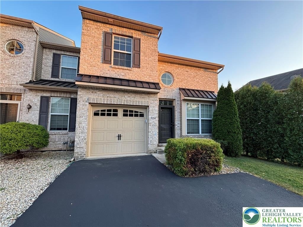 5054 Dale Trail - Photo 0