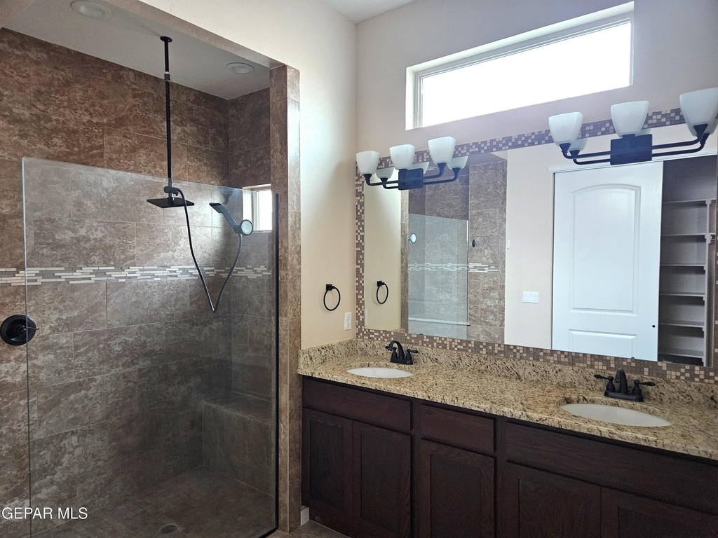 1071 Iron Hill Avenue - Photo 11