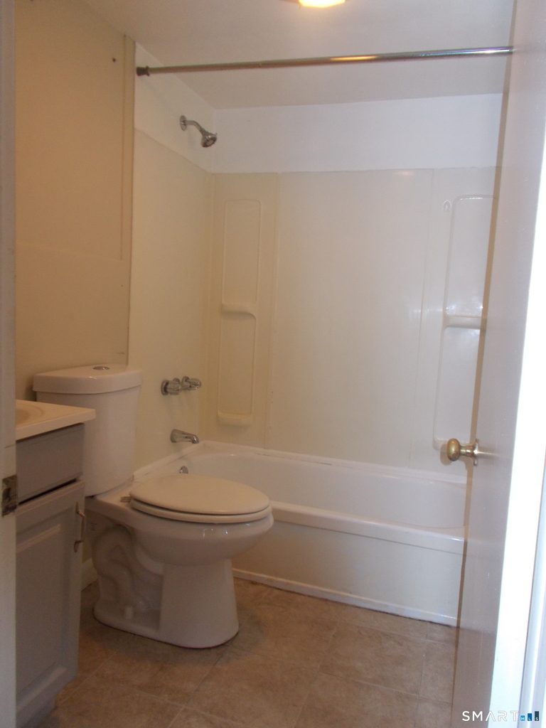 161 Howard Avenue - Photo 13