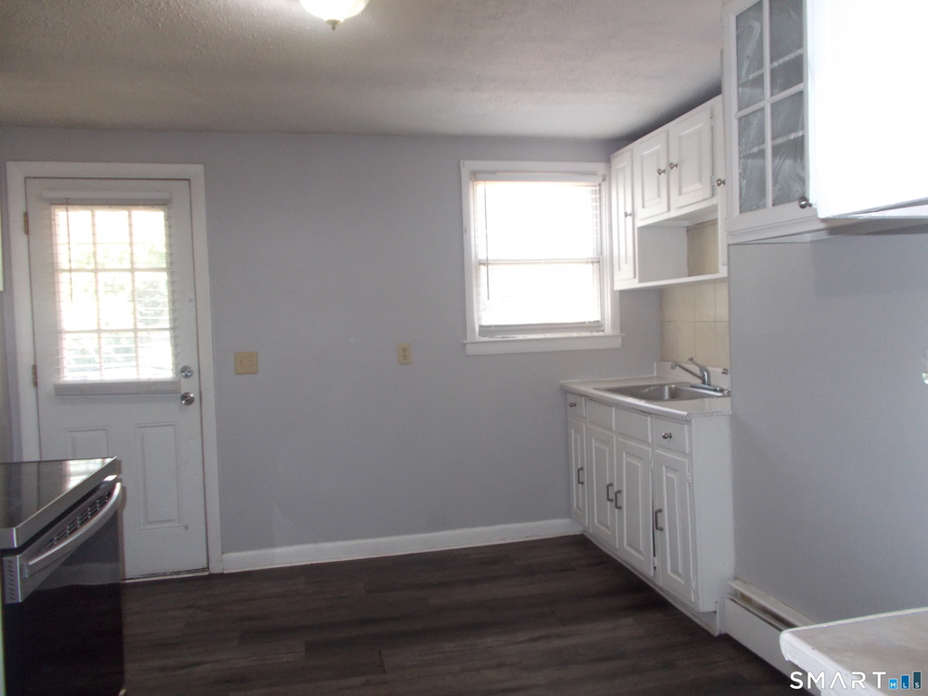 161 Howard Avenue - Photo 7