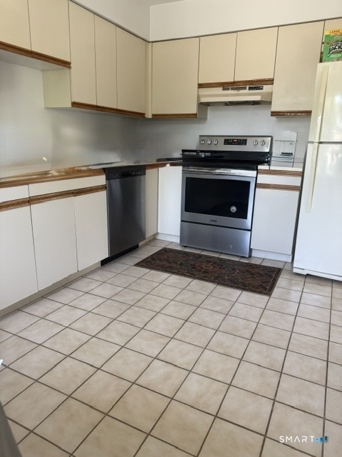 158 Seaside Avenue - Photo 3