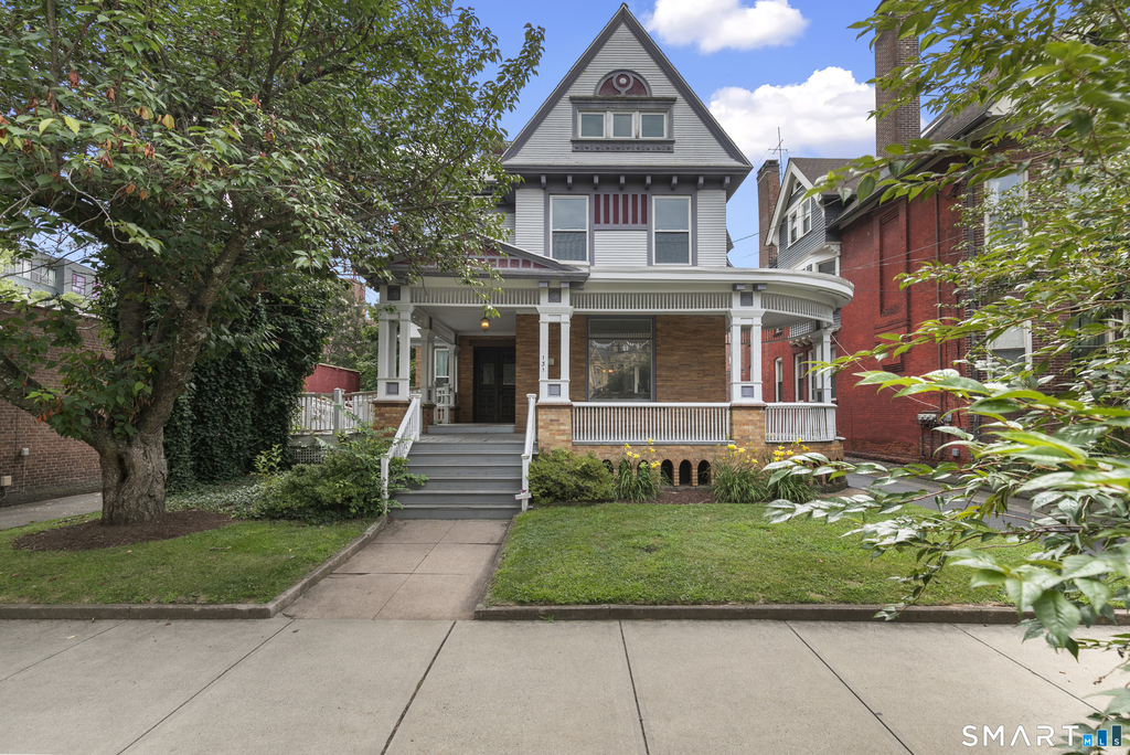 131 Dwight Street - Photo 0