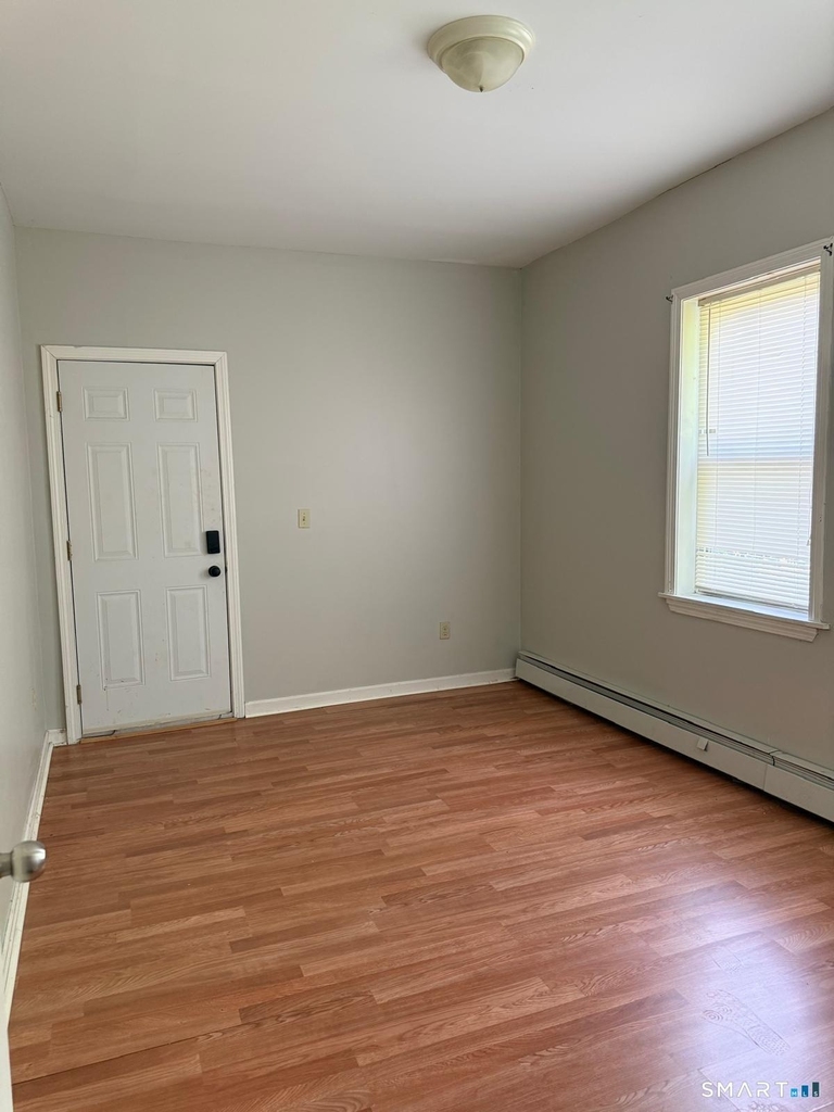 62-64 Bedford Street - Photo 7