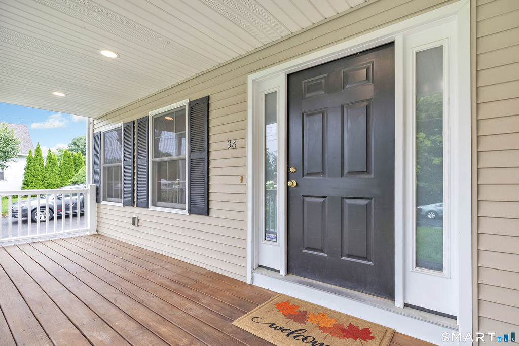 36 Pawtucket Avenue - Photo 1
