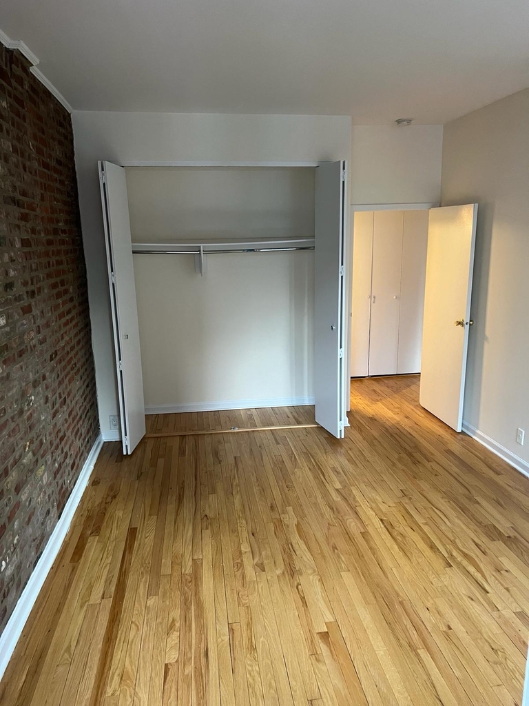 East 12th Street - Photo 1