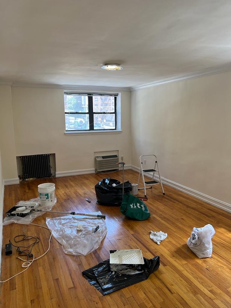 238 East 36th Street - Photo 1