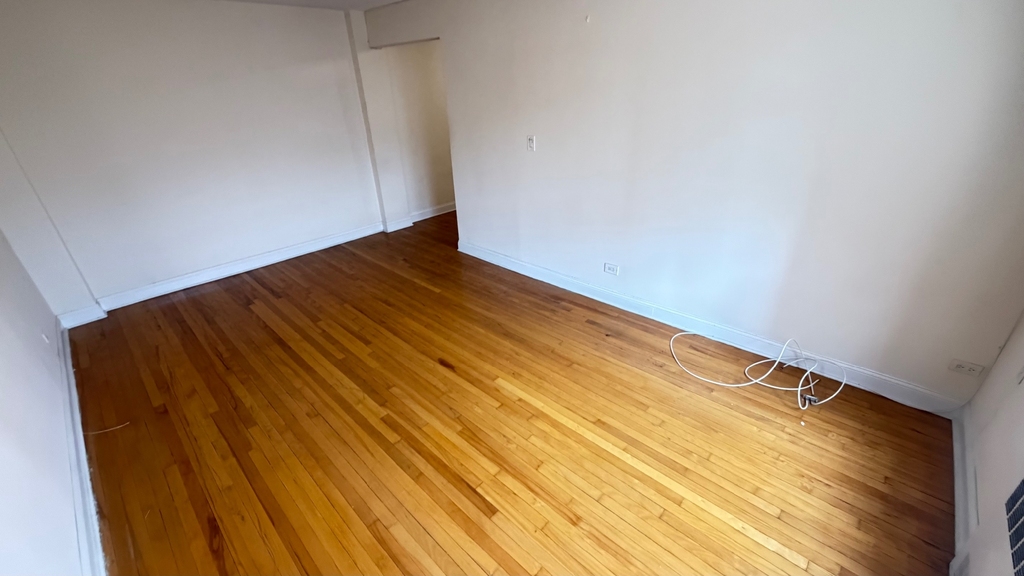 34-21 77th Street - Photo 11