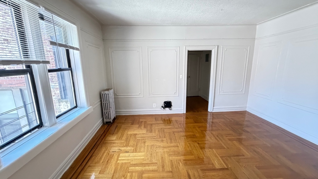 94-19 35th Avenue - Photo 12