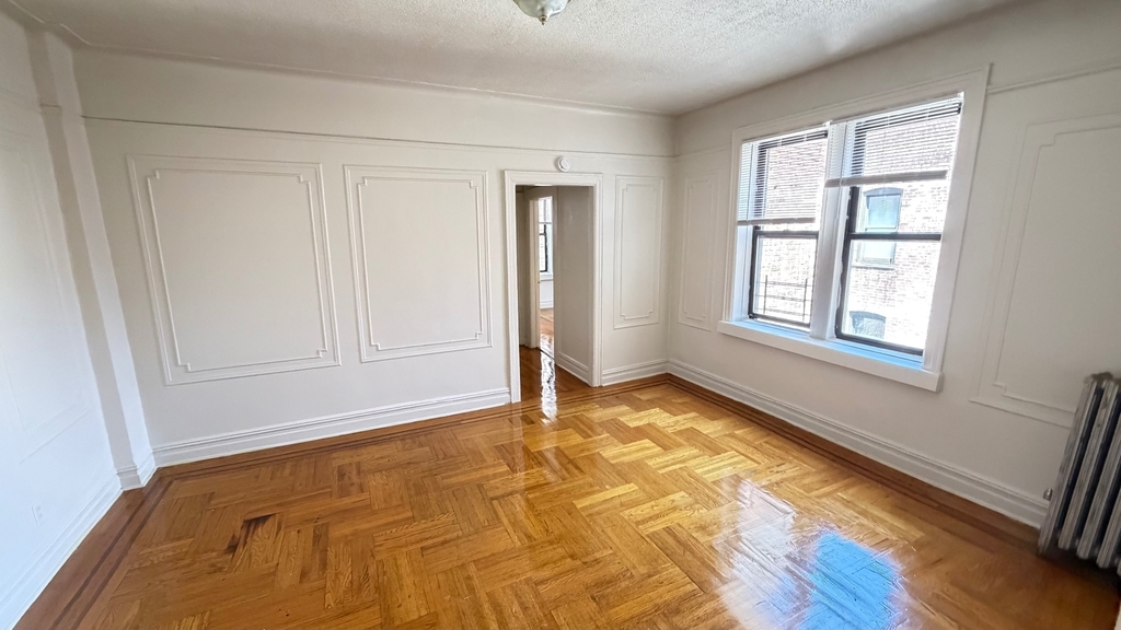 94-19 35th Avenue - Photo 9