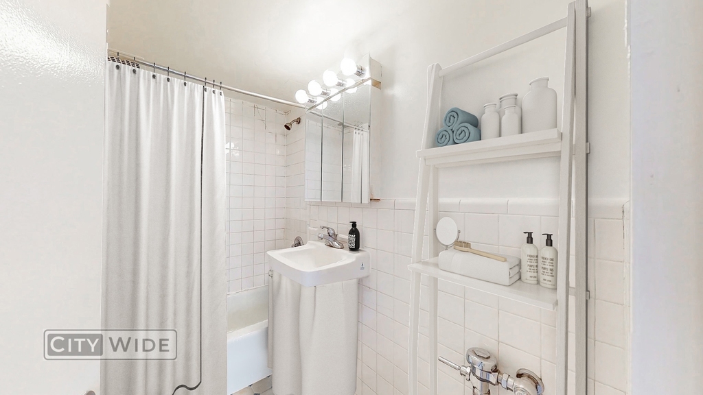 326 Columbus Avenue - Photo 2