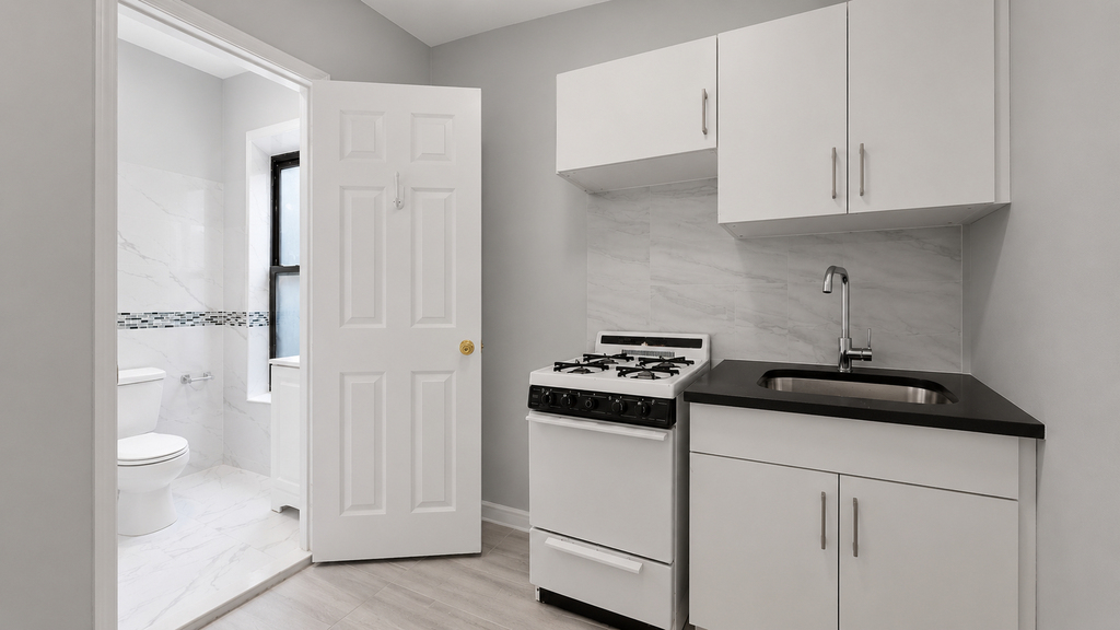 214 East 10th Street - Photo 1