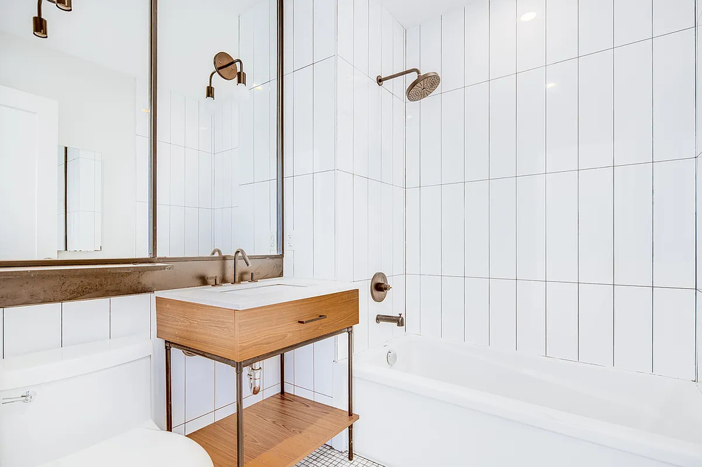 55-27 Myrtle Avenue - Photo 7