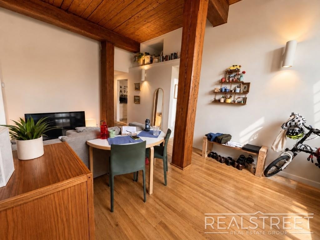 93 Underhill Avenue - Photo 3