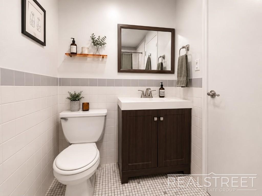 93 Underhill Avenue - Photo 11
