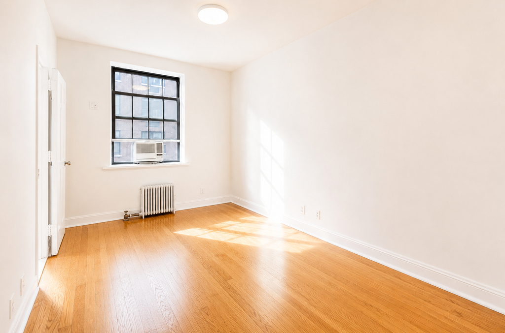 107 East 63rd Street - Photo 3
