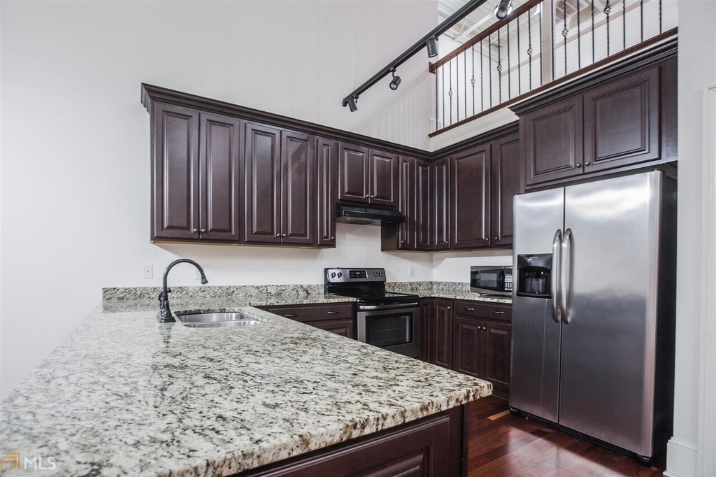 315 North Main Street - Photo 3