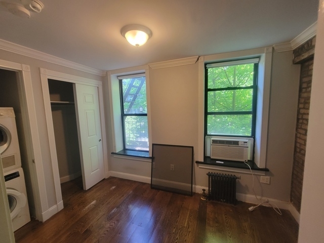 521 East 5th Street - Photo 4