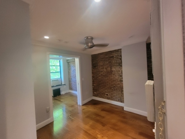 521 East 5th Street - Photo 0