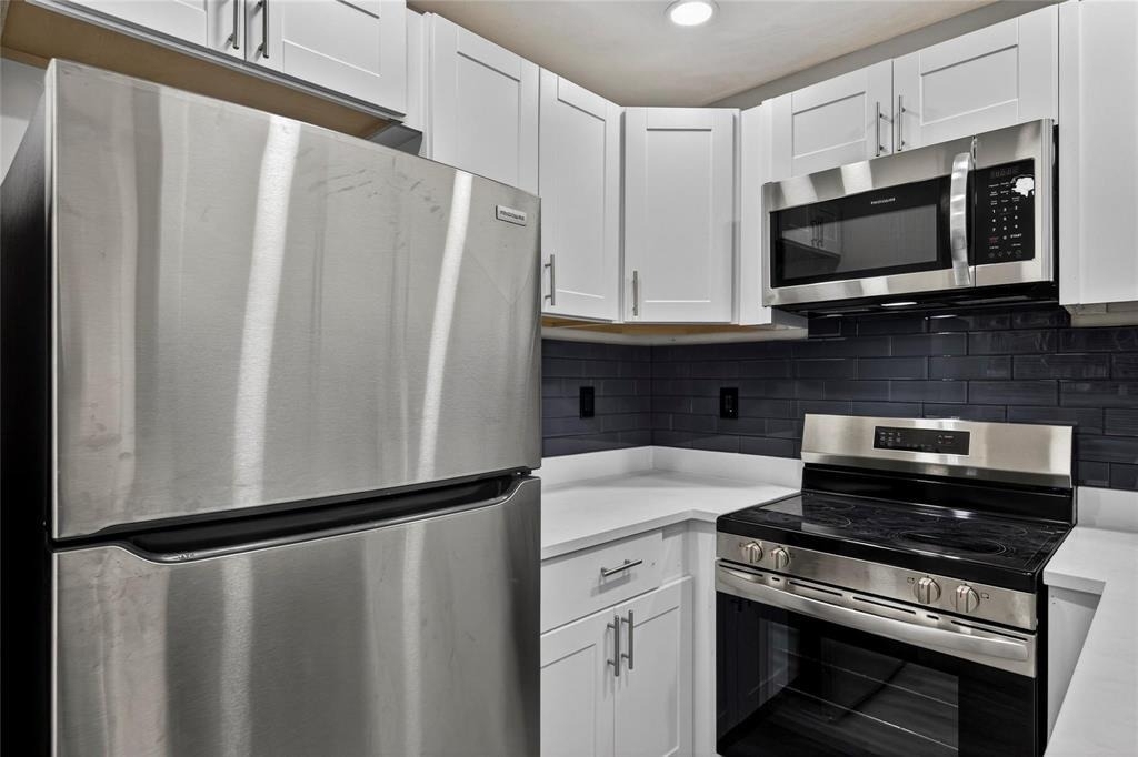 1541 Nw 7th Terrace - Photo 4