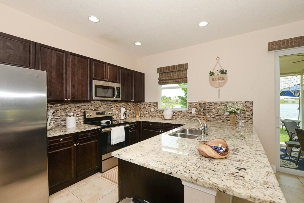 713 Nw Leonardo Circle - Photo 43
