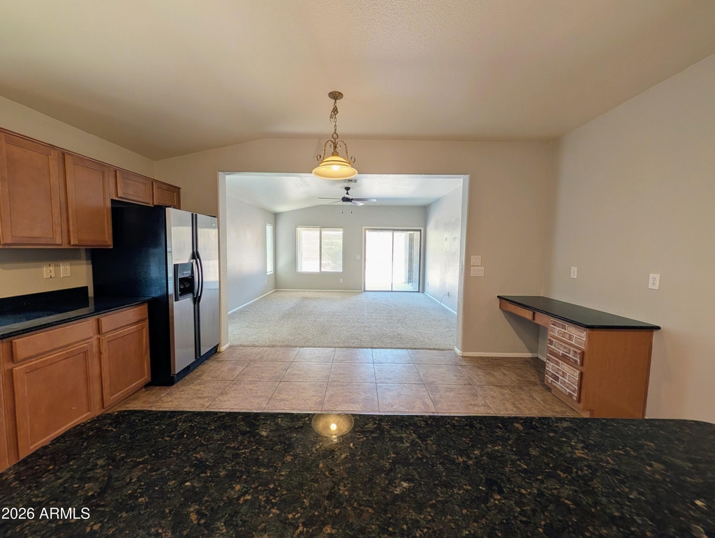 738 E Saddle Way - Photo 7