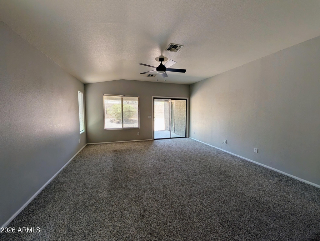 738 E Saddle Way - Photo 8