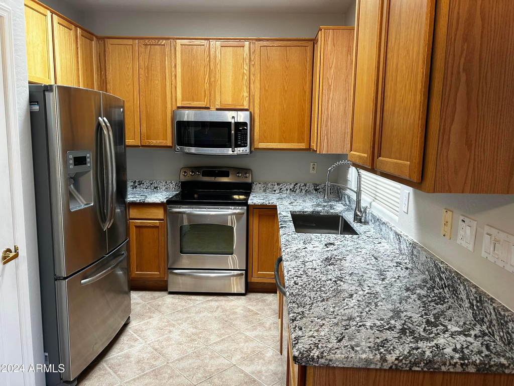 19103 N Emerald Cove Way - Photo 1