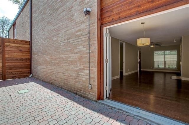 4035 Holland Avenue - Photo 6