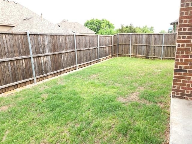 1208 Melcer Street - Photo 34