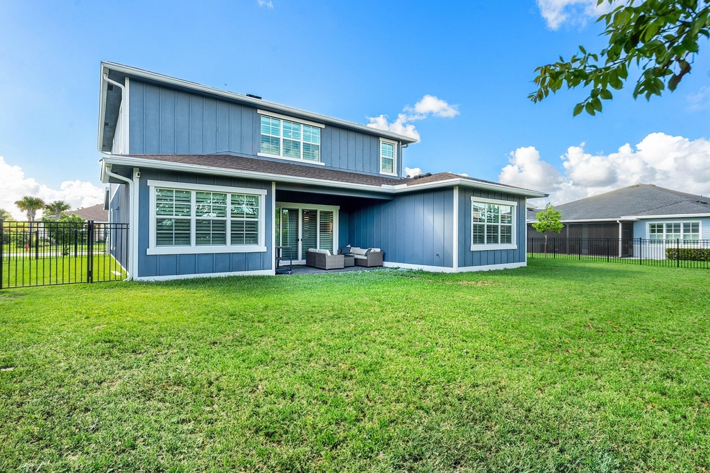 981 Castaway Court - Photo 36