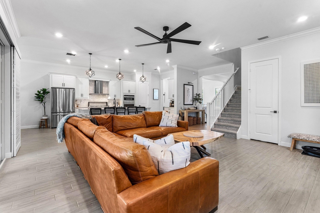981 Castaway Court - Photo 7