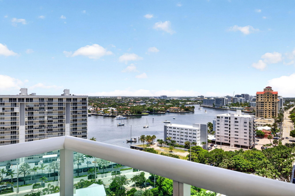 101 S Fort Lauderdale Beach Boulevard - Photo 18