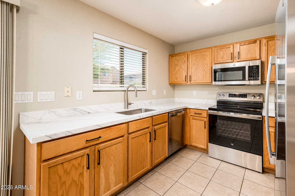 17429 W Watson Lane - Photo 1