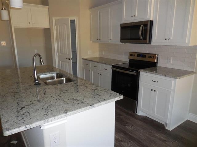 7702 Grant Lane - Photo 2
