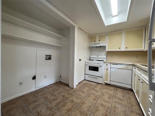 1908 Camden Court - Photo 6