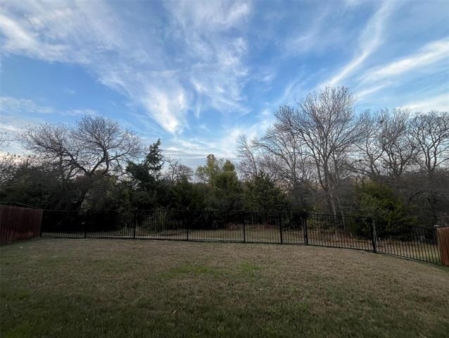 2405 Bigleaf Court - Photo 30