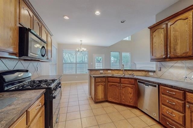 4134 Petersburg Drive - Photo 7